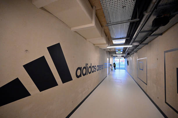 羽毛球发球规则误区盘点，别再被这些说法骗了！