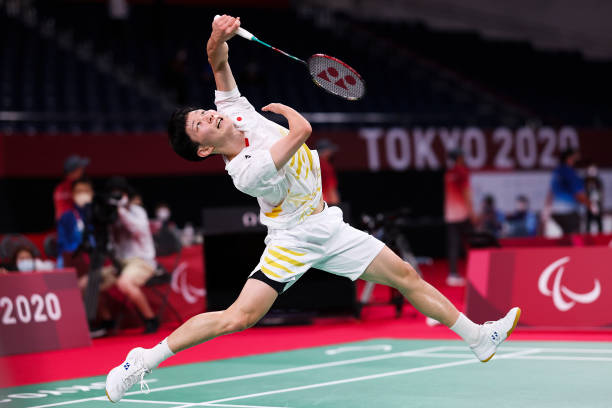 羽毛球的文化渊源：东西方交融的体育传奇