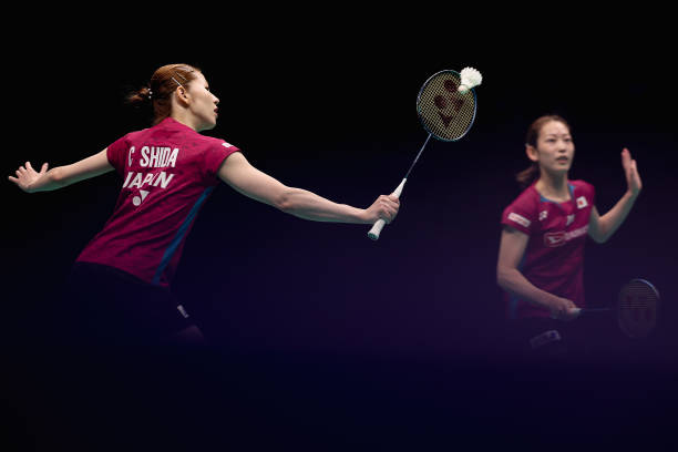 家庭练习版！无球场也能掌握的羽毛球基础动作训练