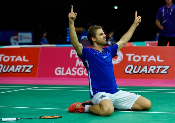 羽毛球场地划线工具与步骤详解