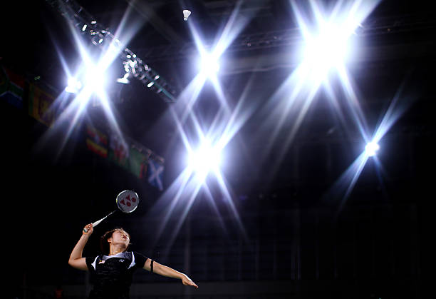 小学生羽毛球拍选购指南：如何挑选适合孩子的第一把球拍