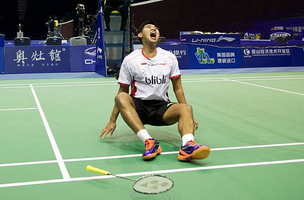 羽毛球场地尺寸与画法详解：单打&双打示意图教程