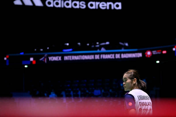 运动短裤VS短裙：女生羽毛球比赛着装如何选择？