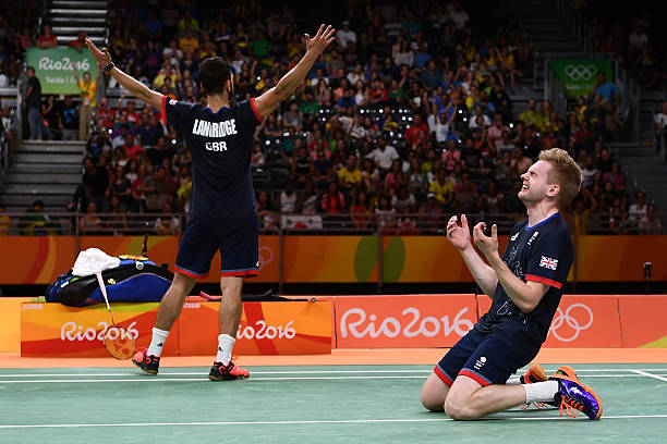 陈雨菲的跳水挑战：体育精神的另一种诠释