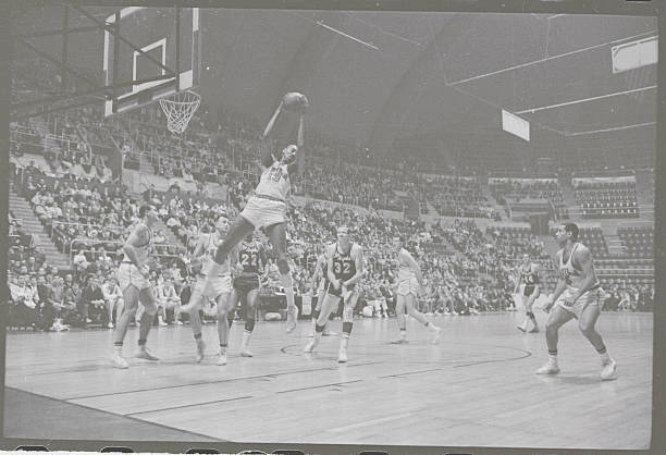 Shams：杜兰特或将提前复出，球队季后赛前景迎来转机