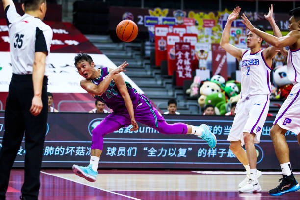 专业室内篮球场vs业余场地：造价差异有多大？