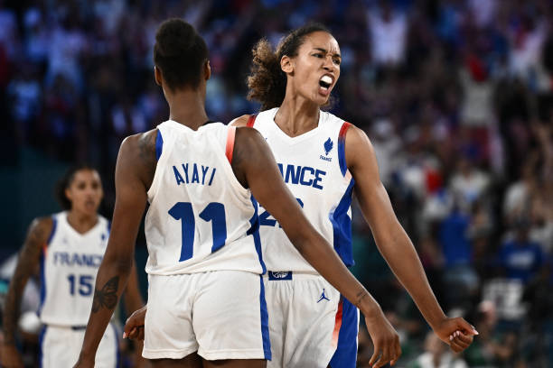 青岛vs浙江：历史交锋数据与近期状态解读