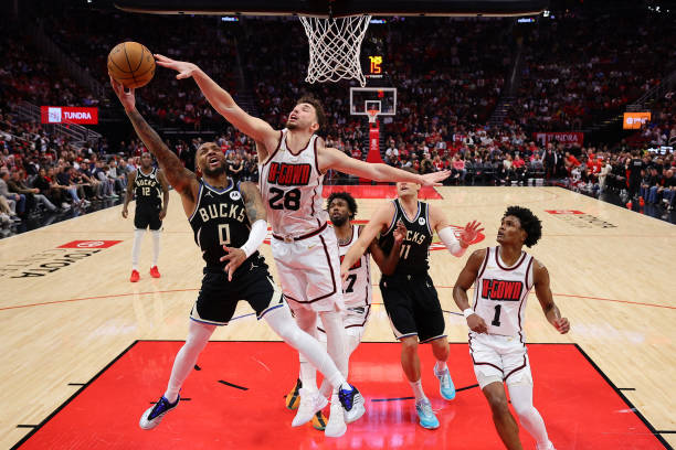 篮板球的作用与价值：不只是抢球那么简单