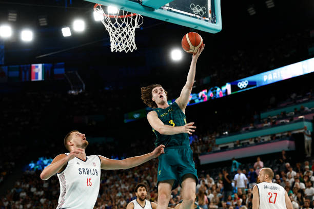 从球员到教练：那些拥有多个CBA总冠军的传奇人物