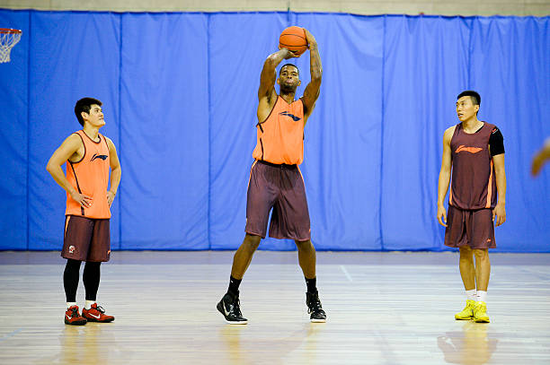 从中锋全称看中锋球员的身体素质要求