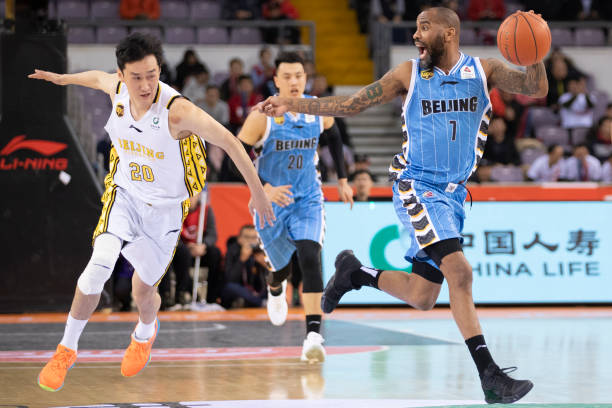 CBA季后赛直播指南：时间表与观看渠道汇总