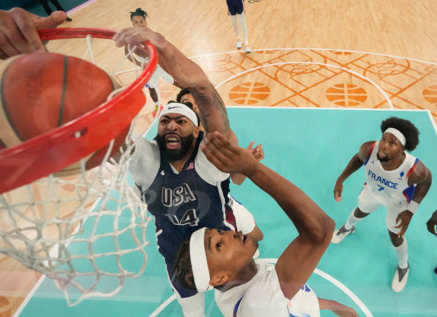 粉丝必看！托马斯cba中隐藏的彩蛋和细节盘点