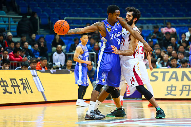 小型半场篮球场建设方案：省钱又实用的选择