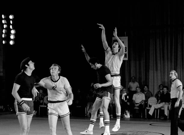 罚球线距离篮筐15英尺的由来与意义