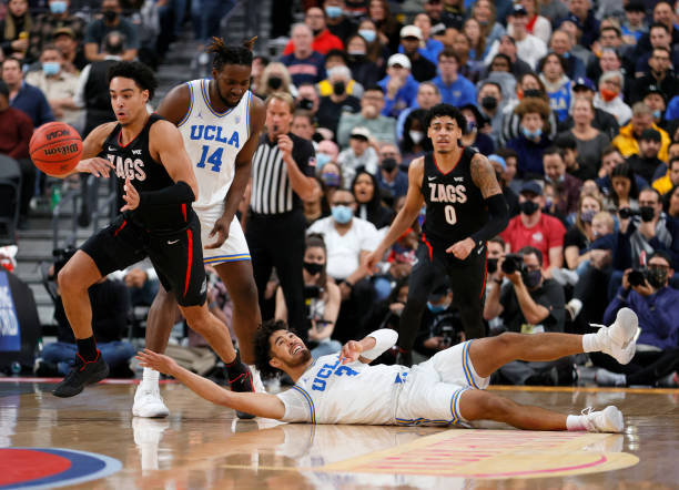 直播吧网页版篮球录像：重温经典对决的最佳选择