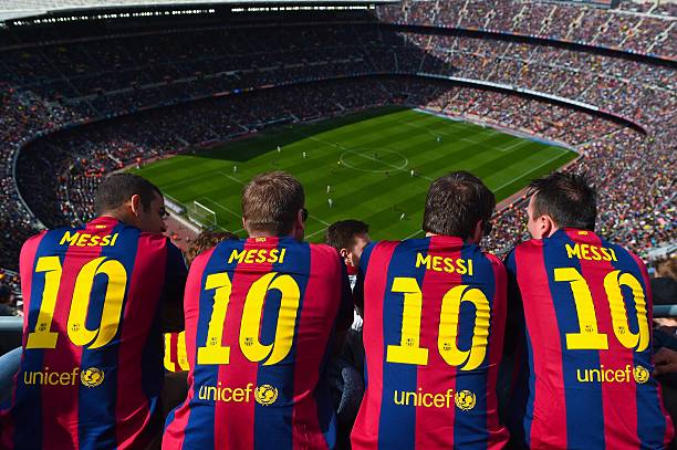 从逆境到巅峰！C罗赛事MVP的传奇之路