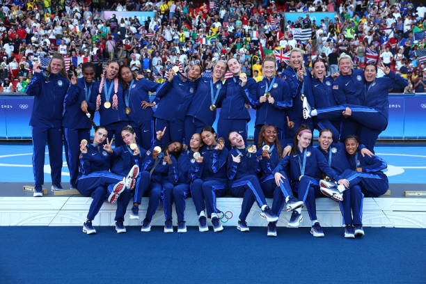 球迷必看！那些让你尖叫的世界波进球（原声收录）