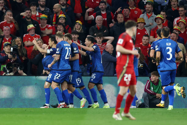 为什么角球时球员不会越位？规则背后的逻辑