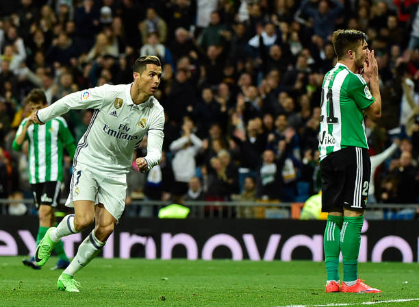 欧冠奖金前十名：豪门球队如何通过赛事赚取巨额收入