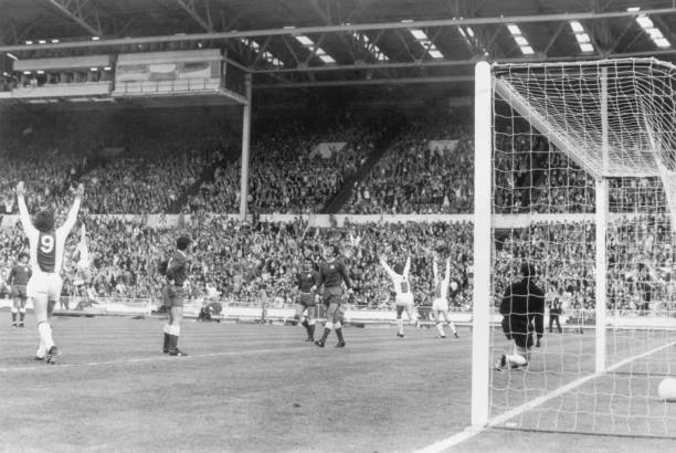 新合同解析：C罗的年薪、肖像权与代言分成