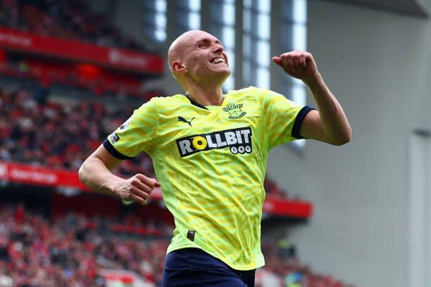 17亿元身价创纪录？哈兰德能否超越姆巴佩？