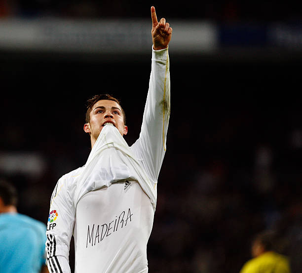 点球大战：足球比赛中的决胜方式