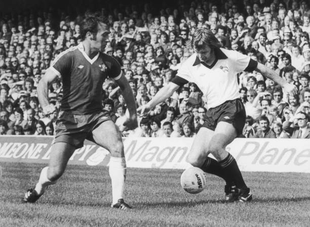 头球不再难！FIFA20中轻松掌握头球得分的秘诀