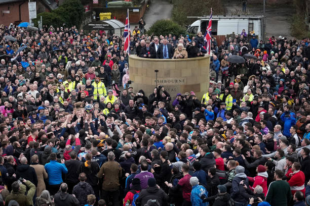 法甲联赛百度百科最新转会动态：今夏重磅引援盘点