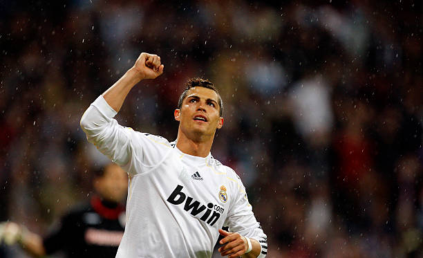 2024年儿童足球鞋性价比排行榜：哪些品牌值得入手？