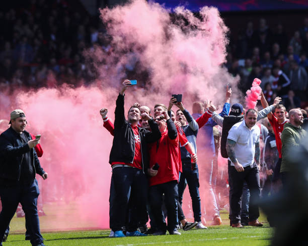 马拉多纳的传奇与梅西的统治：谁更伟大？