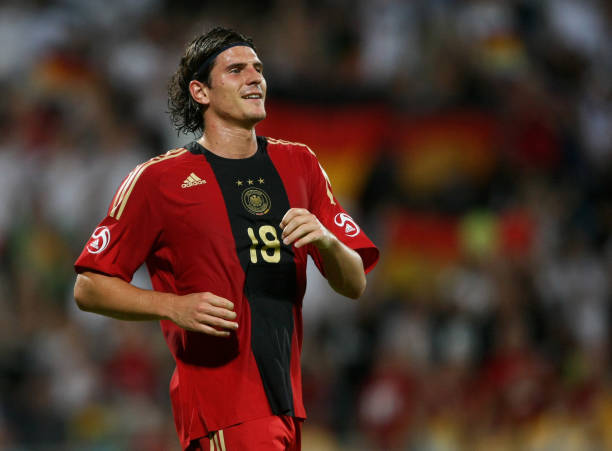 争议终结：球门球直接破门的合法性与裁判判罚标准