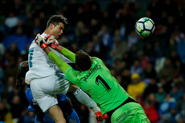 25号欧冠热门对决预测：巴黎VS巴萨，进球大战可期