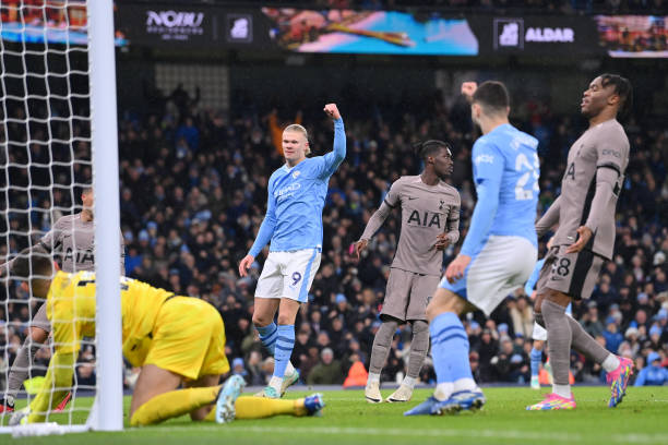 蒿俊闵德甲之旅：中国球员的突破与挑战