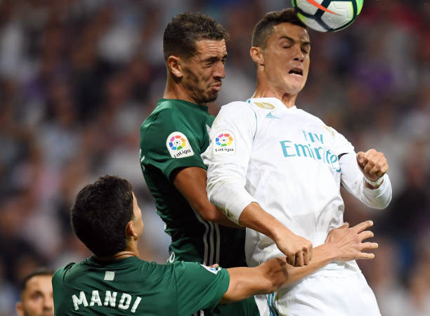 三大罗纳尔多谁更强？球迷投票+专家观点大揭秘