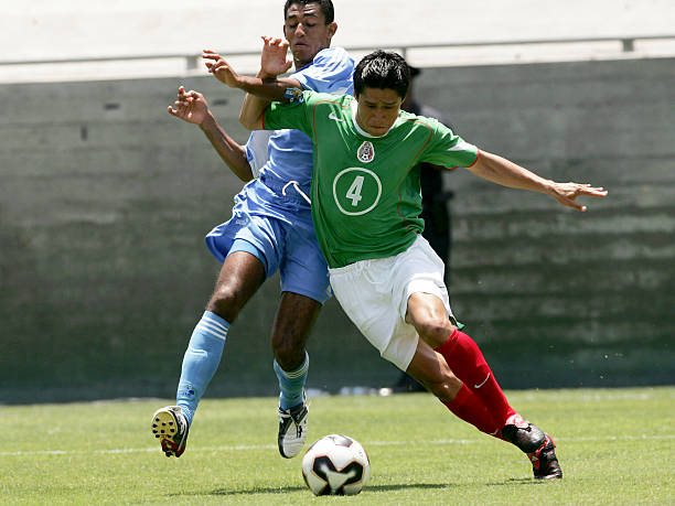 欧冠决赛争议判罚解析：点球与VAR