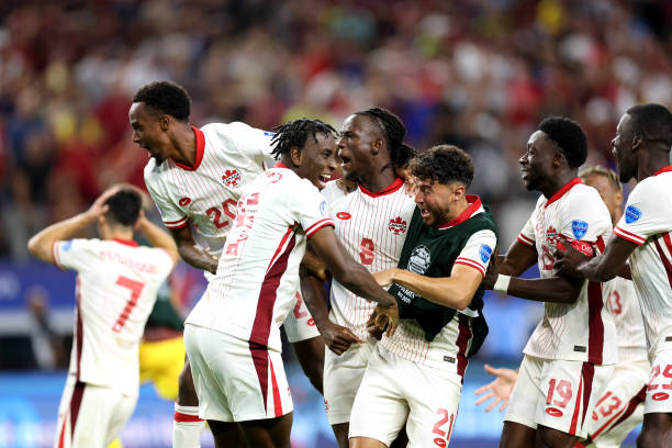 C罗庆祝全镜头：慢动作回放带你感受巨星魅力