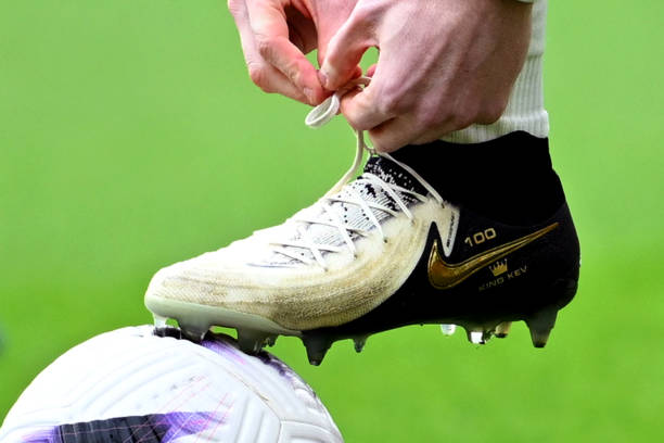 一锤定音还是细水长流？论欧冠中直接对话与净胜球的战略价值