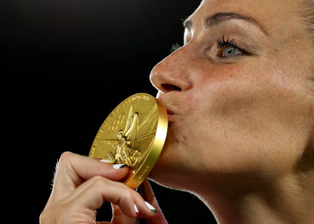 法甲最新赛况：兰斯3-2险胜蒙彼利埃，豪取三连胜