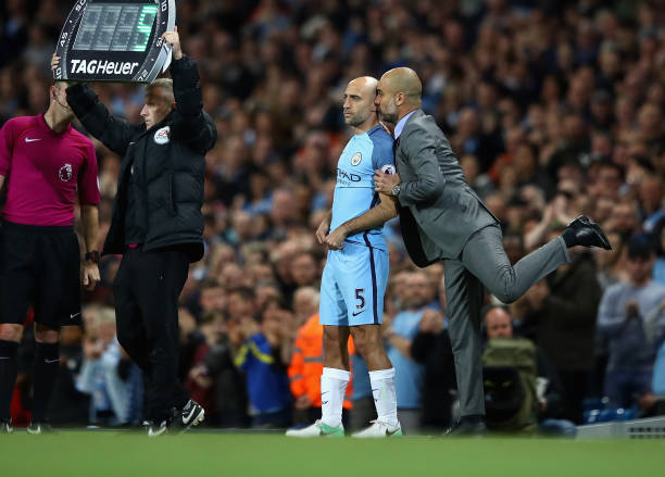 12码点球：足球场上最紧张的距离