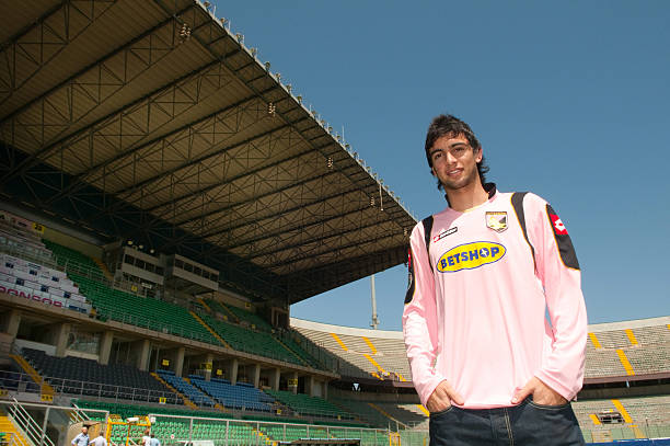 C罗的跨国征程：哪国球迷见证了他最辉煌的时刻？