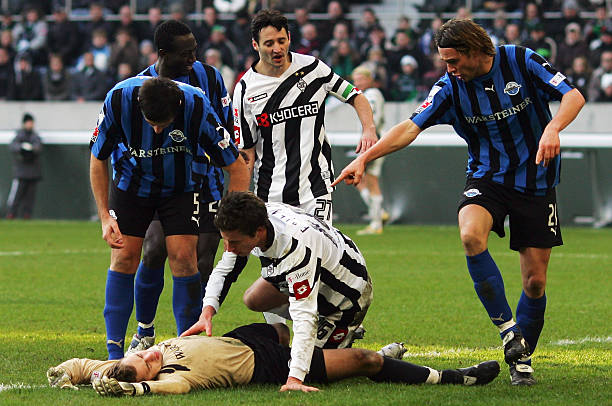 全攻全守战术的优缺点：一场高风险高回报的博弈