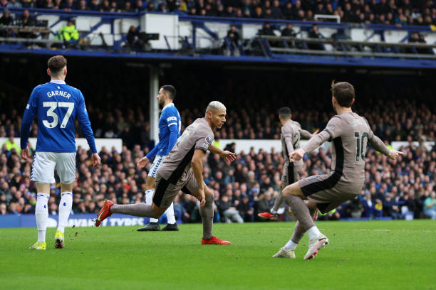 深度解析：贝林厄姆如何改变英格兰中场格局