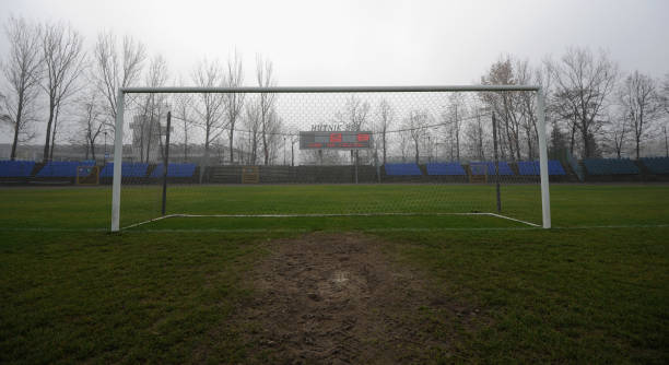 江苏足球联赛最新排名：2025赛季第X轮积分榜出炉