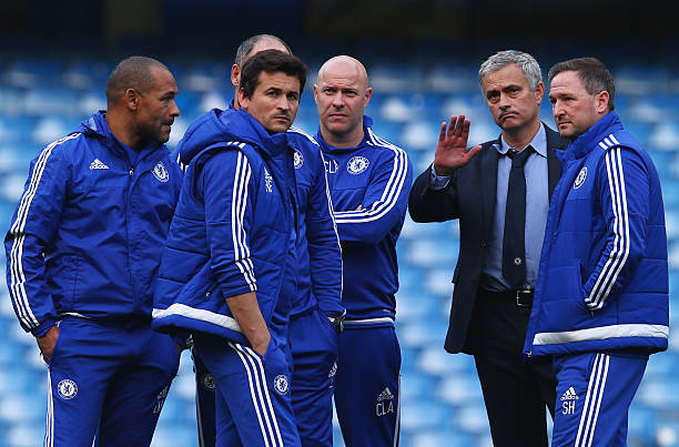 风格：分析对比、强调用户体验