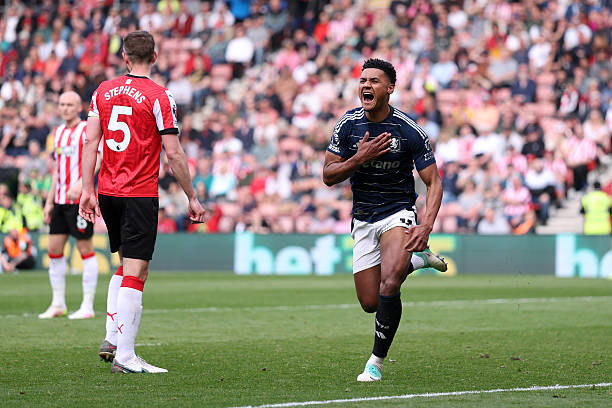 任意球克星：盘点足坛十大扑点神将