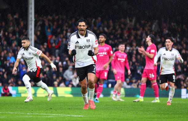 一锤定音的艺术：剖析那些进球转化率惊人的“冷血杀手”