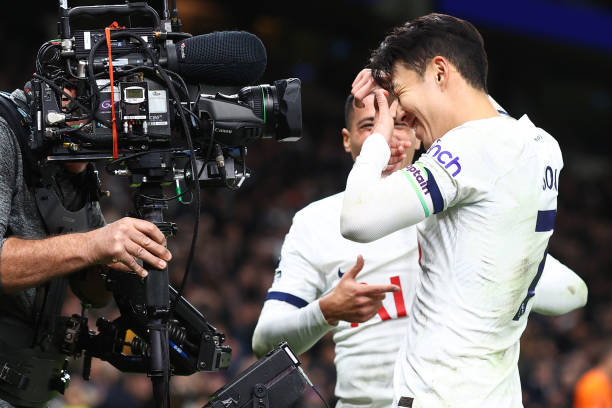 深度解析：C罗在现代足球中的战术定位与场上角色