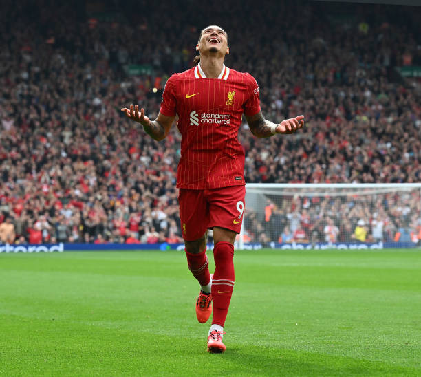 罗纳尔多 vs 最强后卫！那些年被他“羞辱”的防守名场面