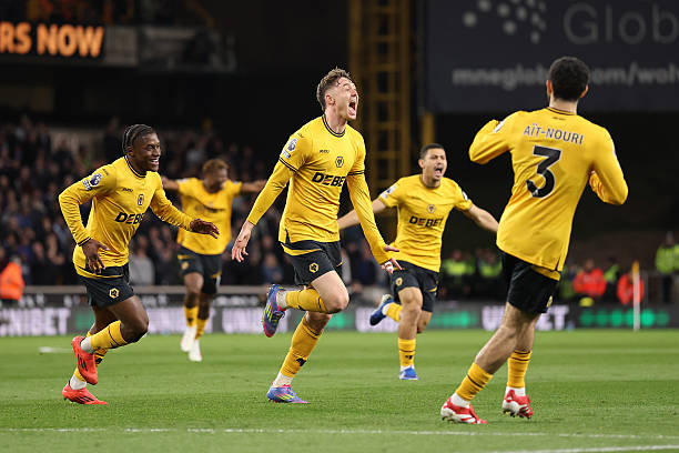 从马赛到皇马：齐达内的法国足球传奇之路