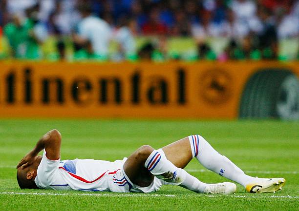 为什么说摆大巴是密集防守的极端版本？